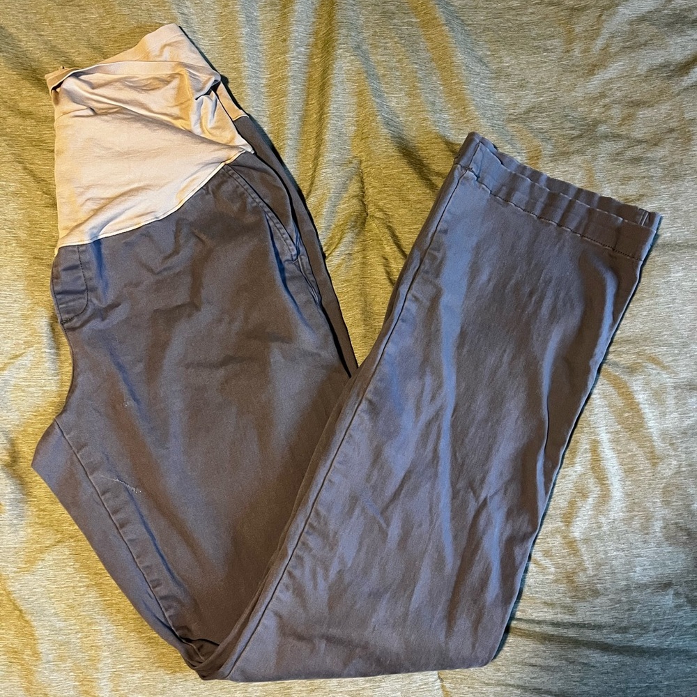 Maternity gray pixie pants